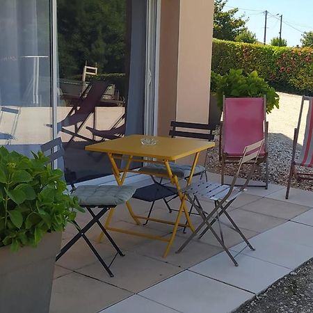 Отель A Tous Vents La Roche-Chalais Экстерьер фото